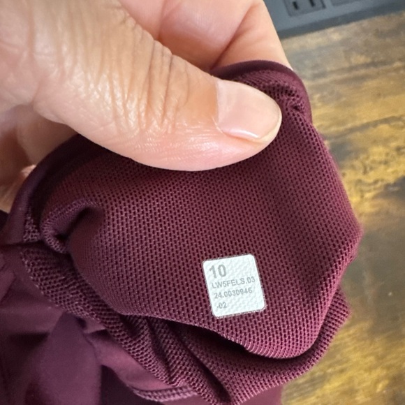 Lululemon Wunder Under Smooth Cover HR Tight 25” Garnet Burgundy Size 10 NWT - Picture 4 of 6